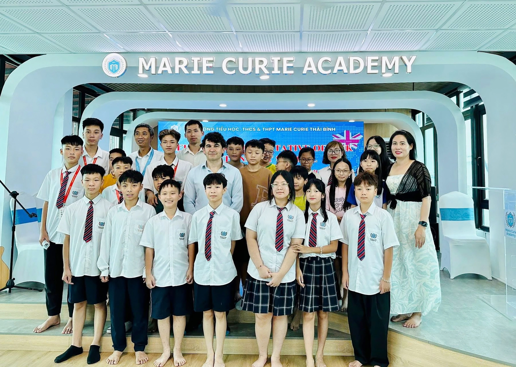 TRƯỜNG LIÊN CẤP MARIE CURIE THÁI BÌNH
