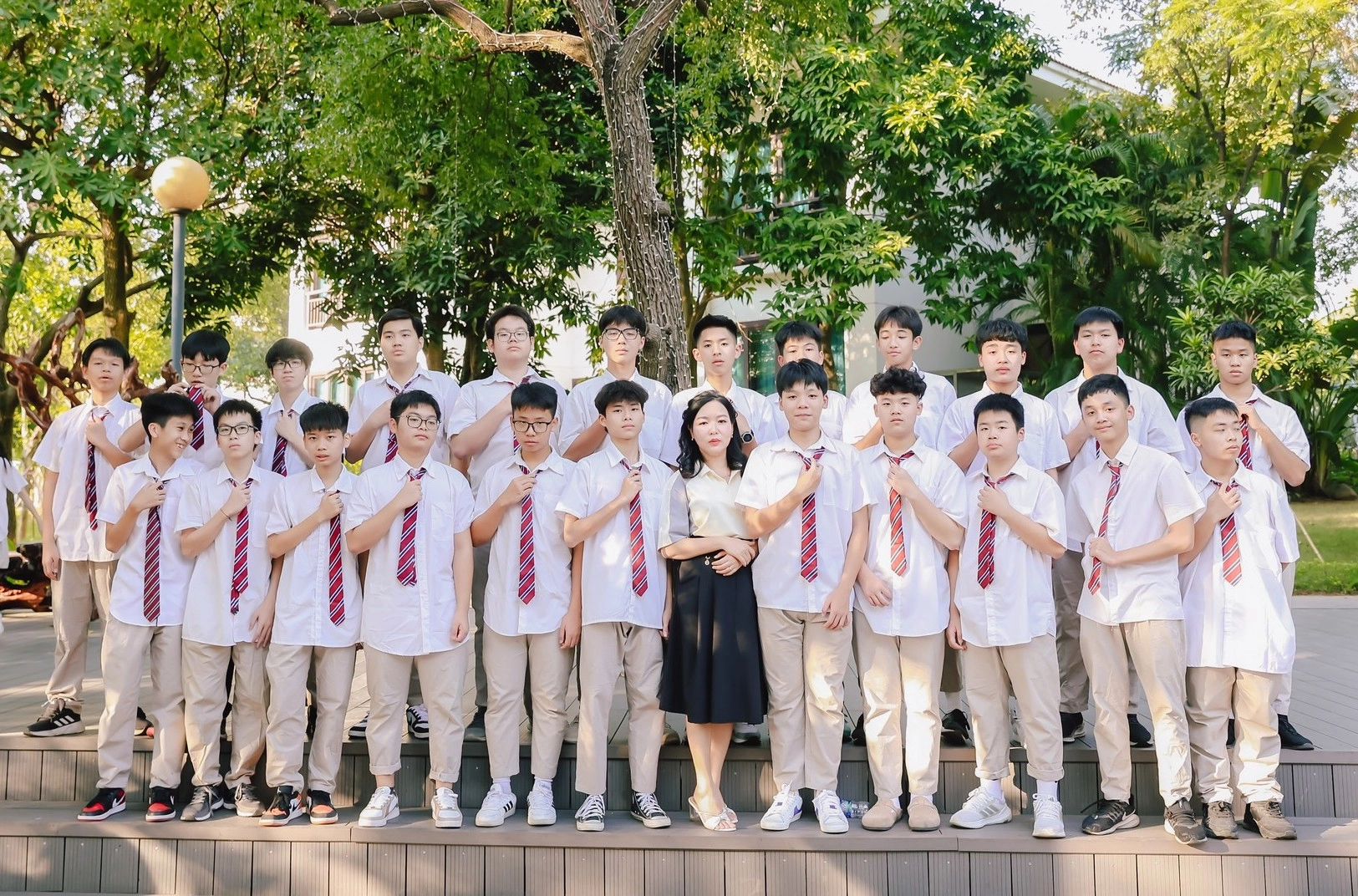 TRƯỜNG THCS THỰC NGHIỆM