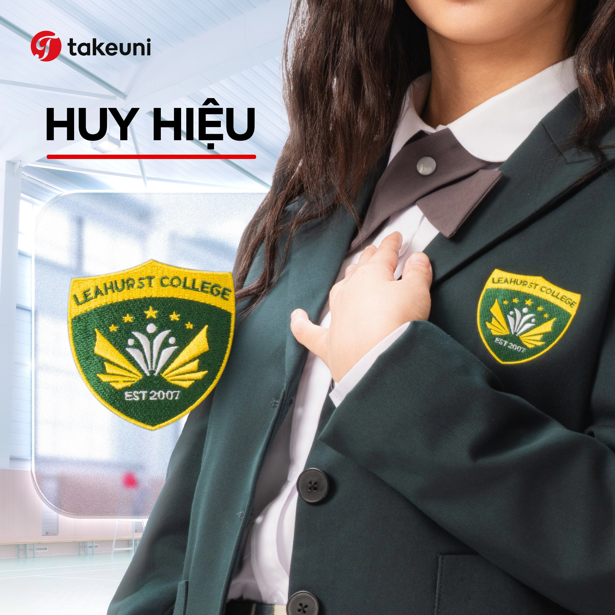 Huy hiệu thêu vi tính sắc sảo, bền màu, khẳng định bản sắc riêng của nhà trường.